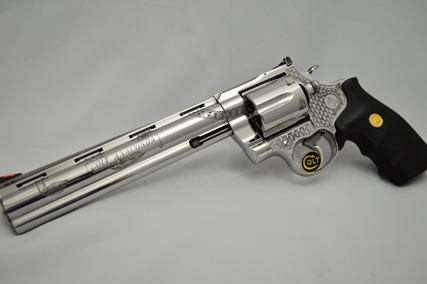 Photo of the left side of the Colt Anaconda